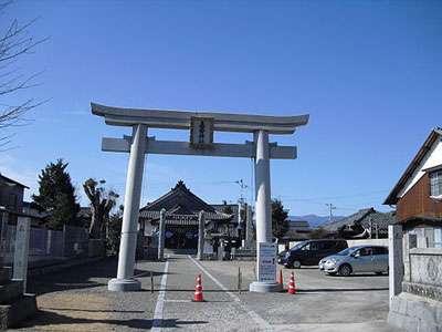 嘉母神社の画像です。